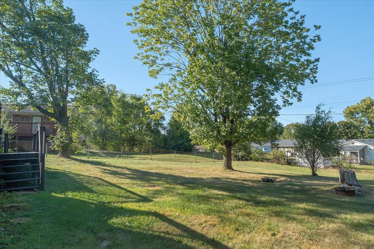 The Kentucky Bluegrass Retreat Villa Франкфорт Екстериор снимка